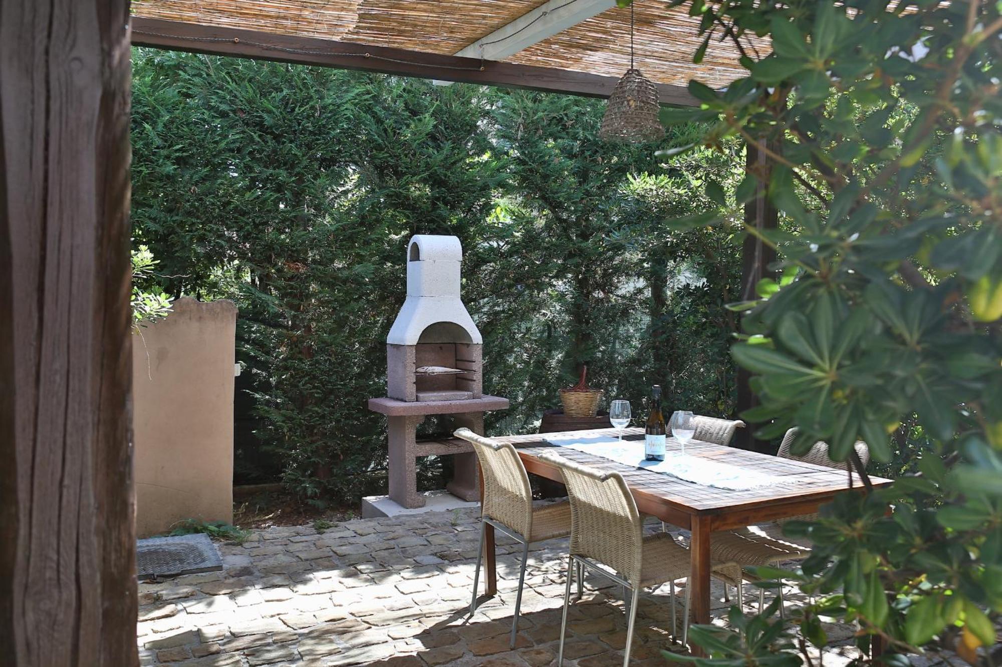 Case Vacanze Casa Romana Lascari Buitenkant foto