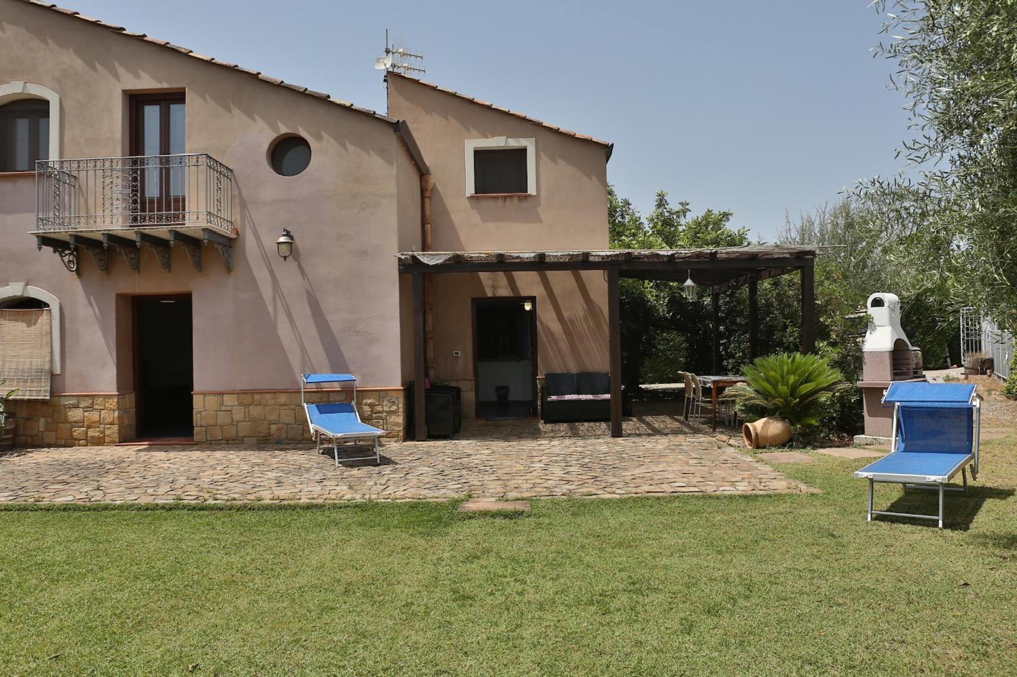 Case Vacanze Casa Romana Lascari Buitenkant foto